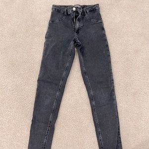 Black Zara jeans